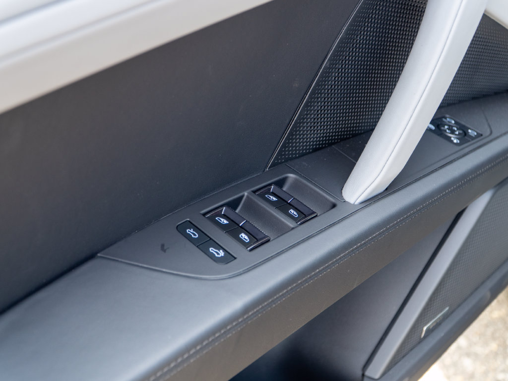 New 2026 Porsche Cayenne Electric AWD/4WD image 17