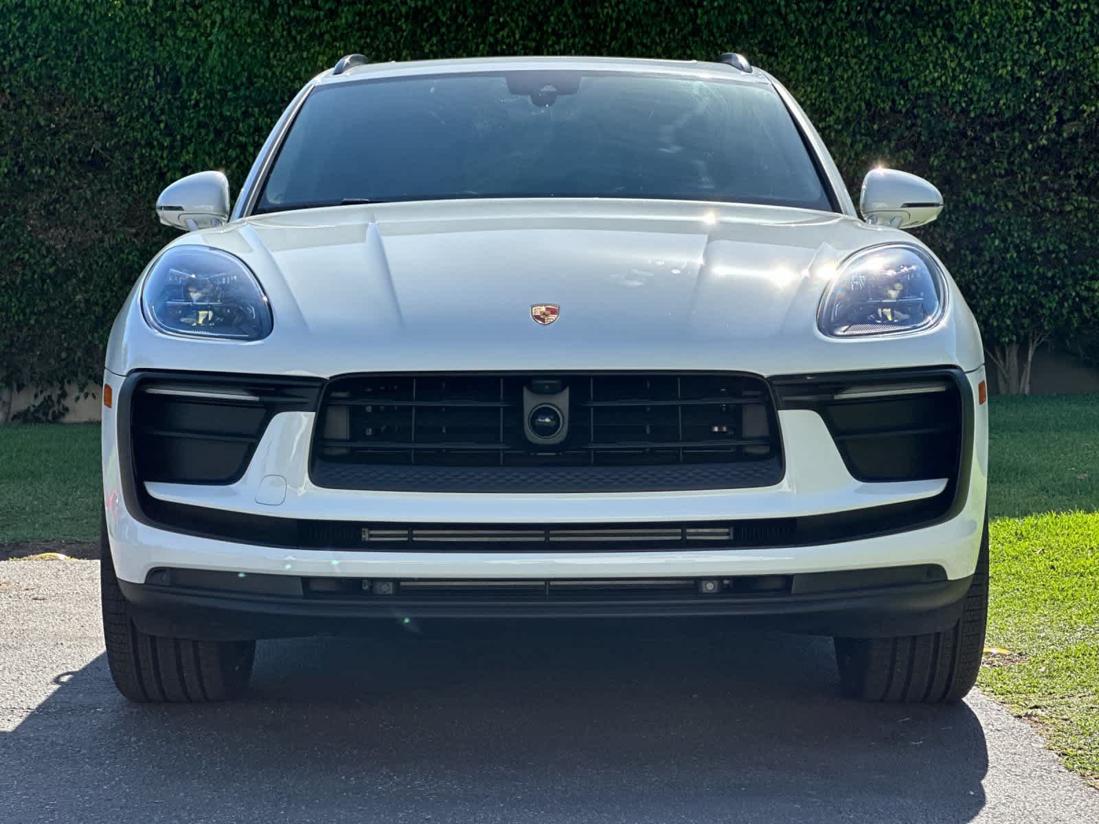 New 2026 Porsche Macan AWD/4WD image 11