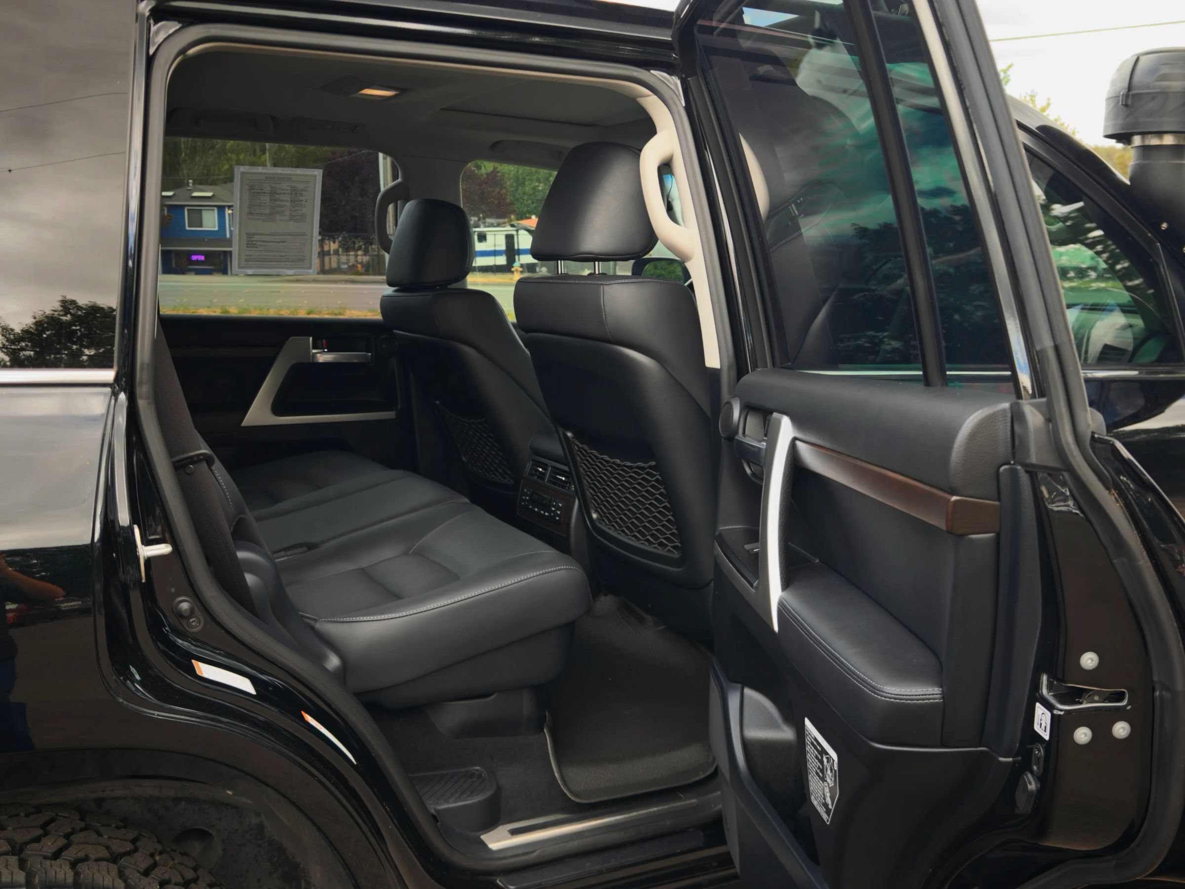 Used 2019 Toyota Land Cruiser AWD/4WD image 54