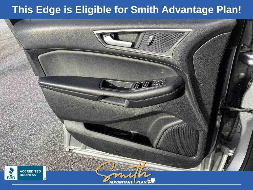 Used 2023 Ford Edge SEL image 16
