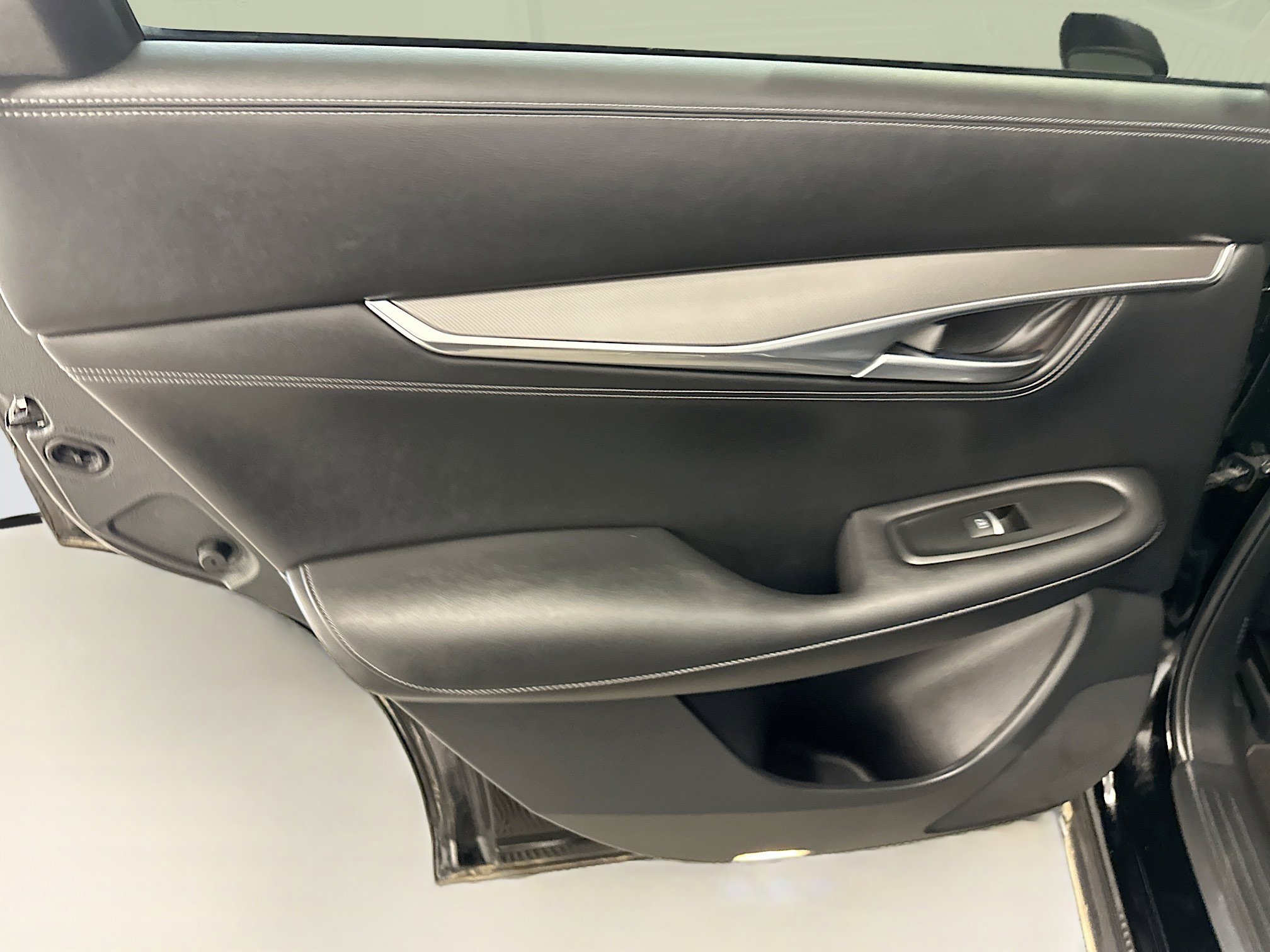 Used 2023 INFINITI QX55 Luxe w/ Cargo Package image 27