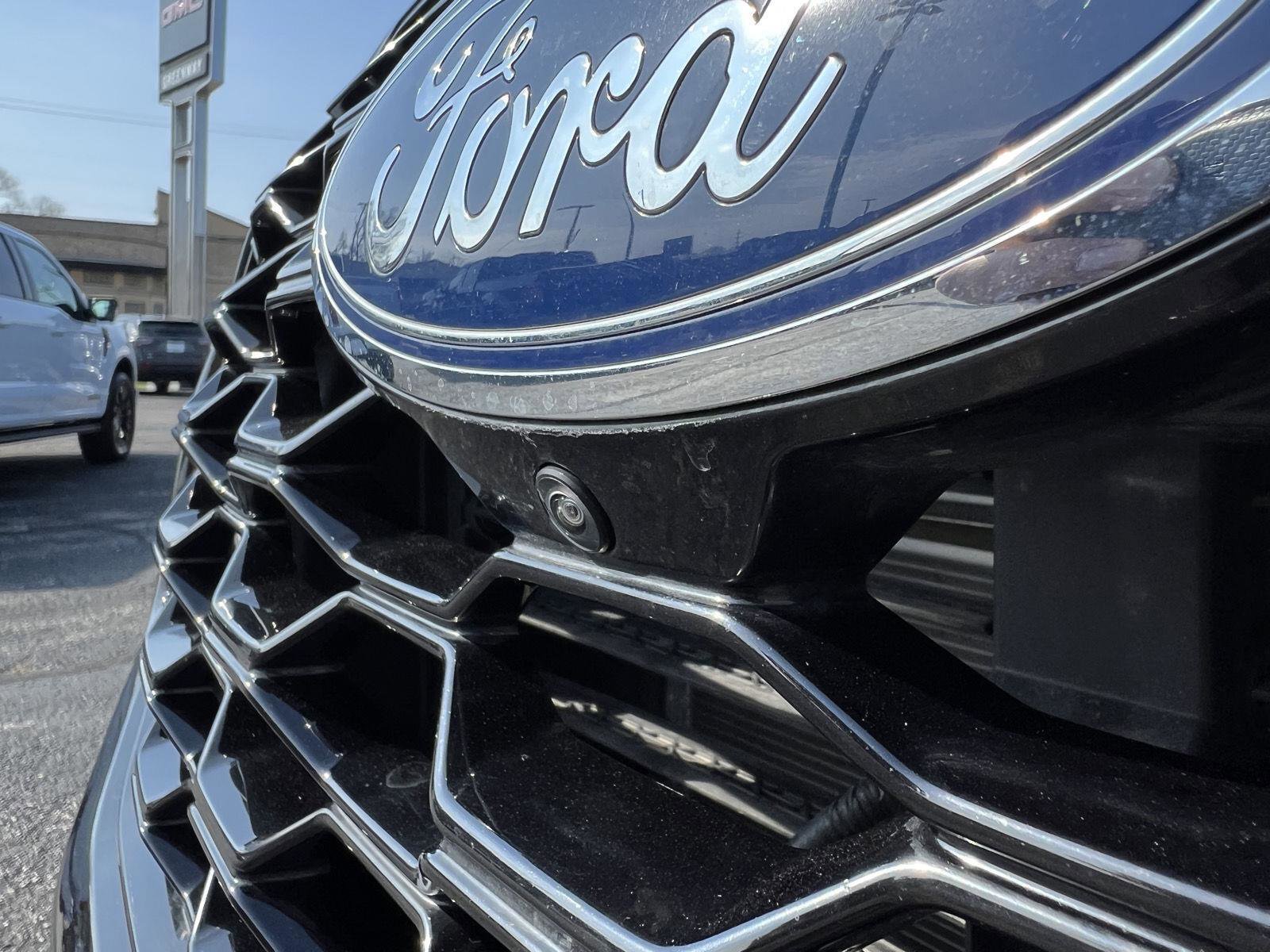 Used 2025 Ford Explorer ST-Line w/ Premium Package AWD/4WD image 13
