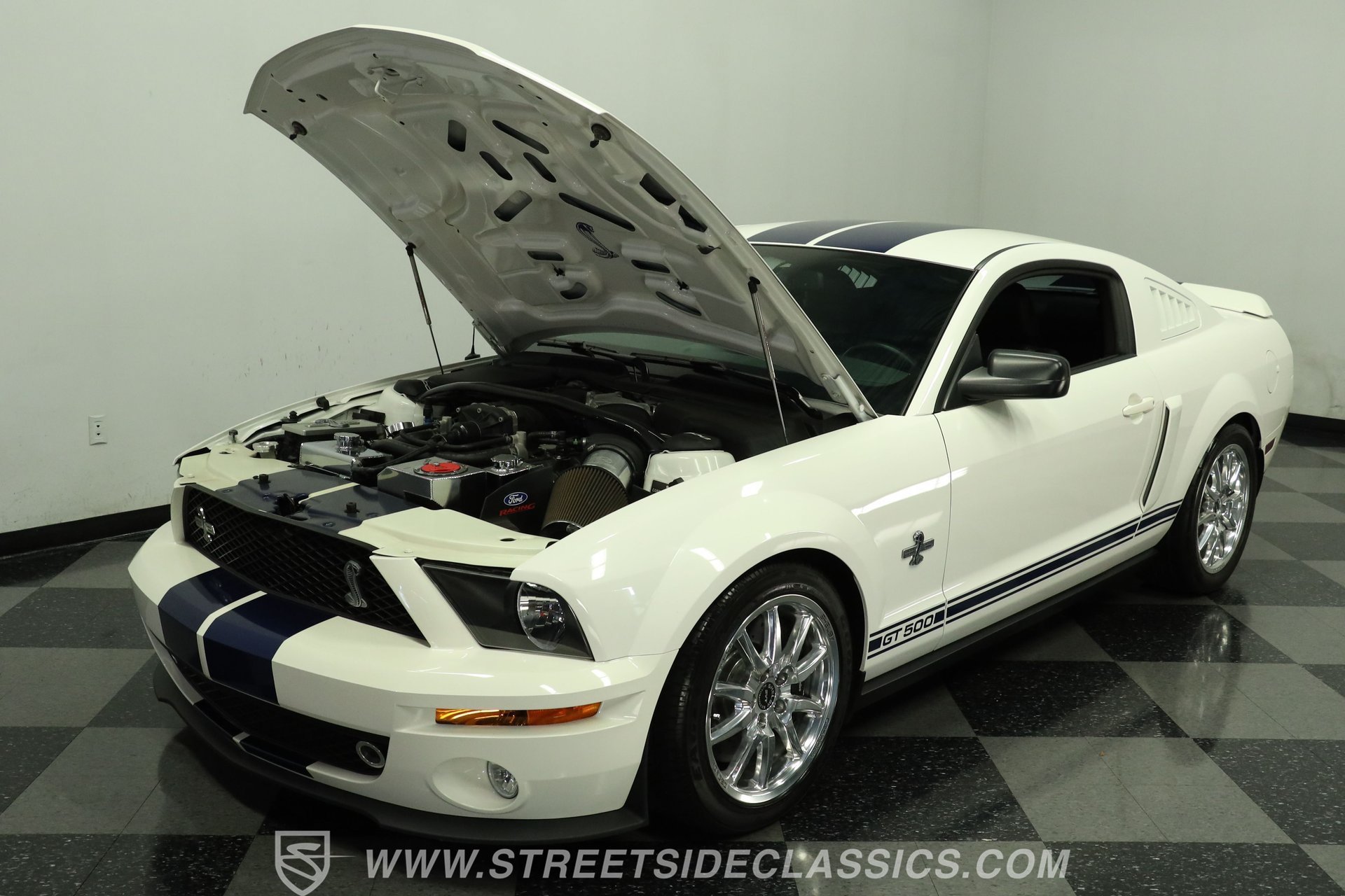 Used 2007 Ford Mustang Shelby GT500 RWD image 30
