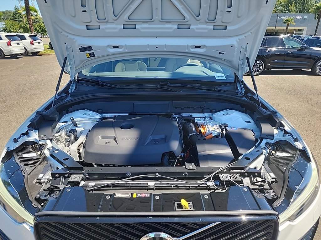 New 2026 Volvo XC60 T8 Plus w/ Climate Package AWD/4WD image 26