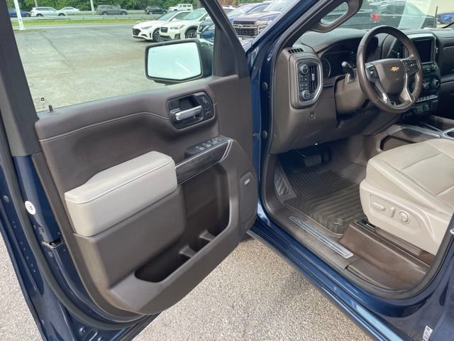Used 2022 Chevrolet Silverado 1500 LTZ w/ LTZ Premium Package AWD/4WD image 10