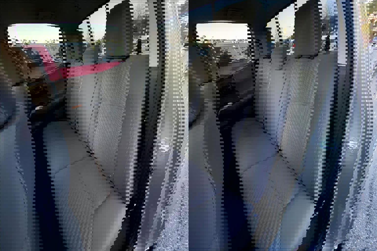 Used 2021 Toyota Tacoma SR5 image 19