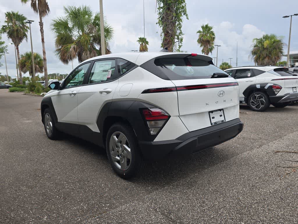 New 2027 Hyundai Kona SE FWD image 4