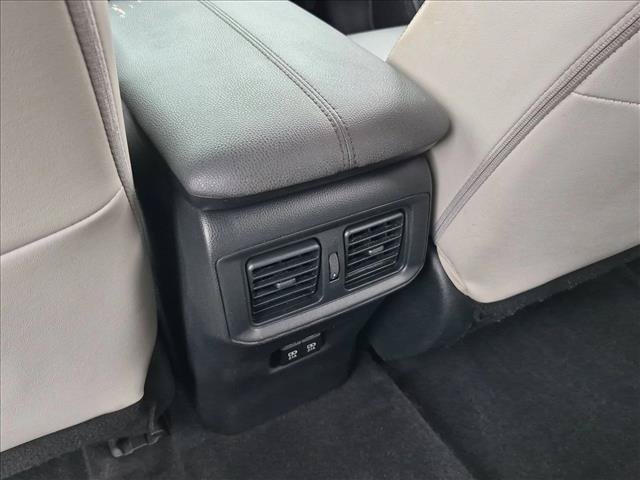 Used 2020 Toyota RAV4 XLE Premium FWD image 15