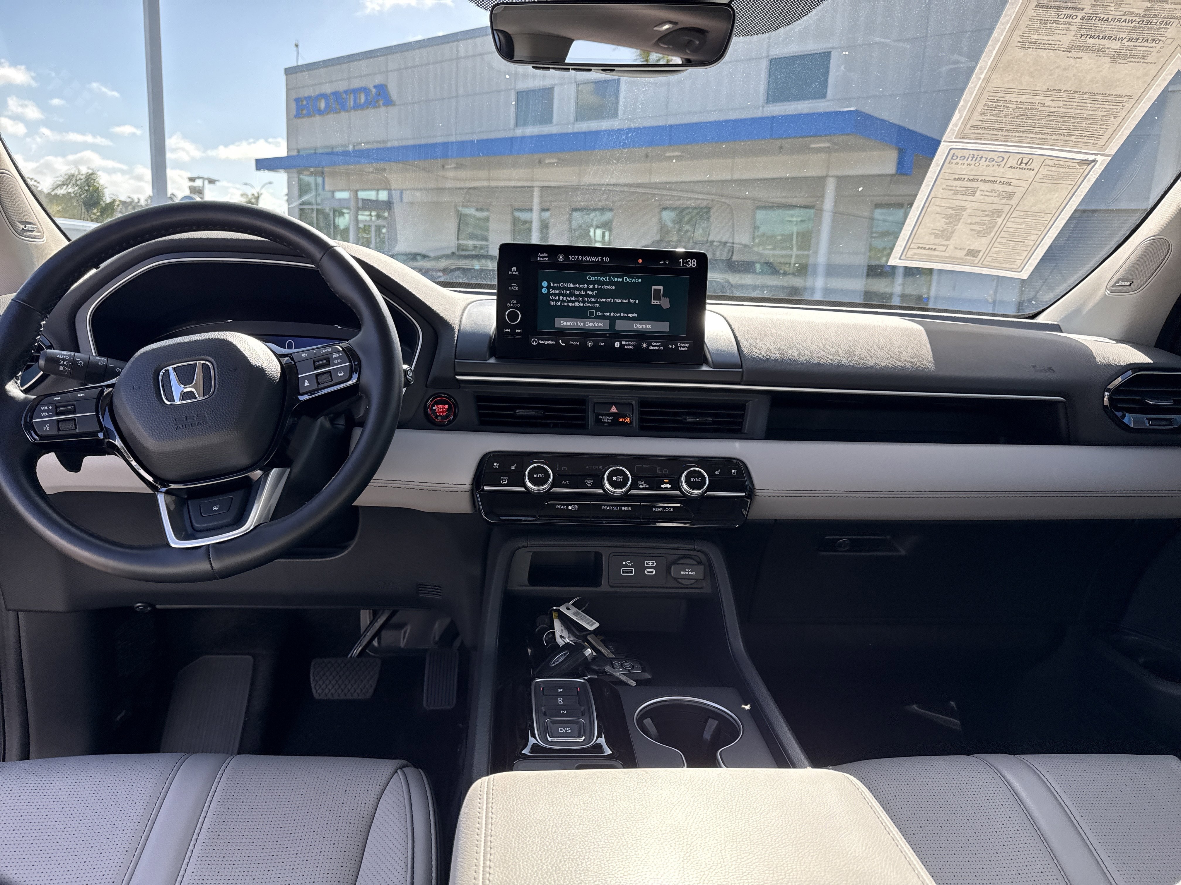 Used 2024 Honda Pilot Elite image 15