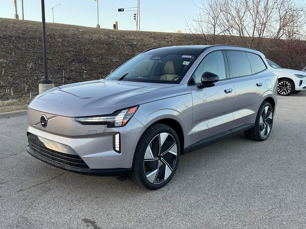 New 2026 Volvo EX90 Ultra AWD/4WD image 1