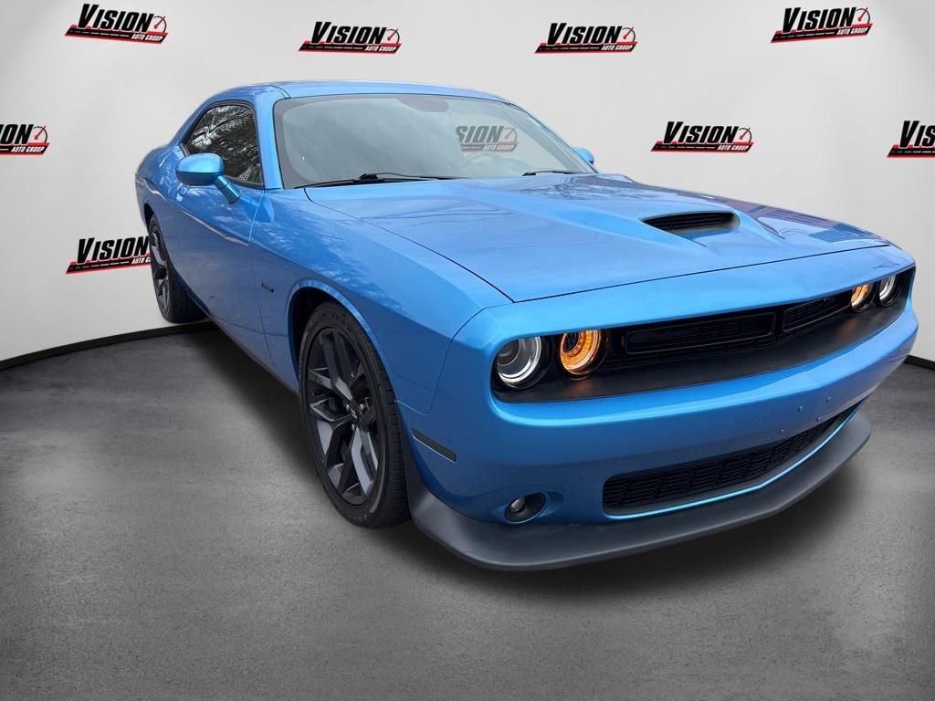 Used 2019 Dodge Challenger R/T w/ Plus Package RWD image 3