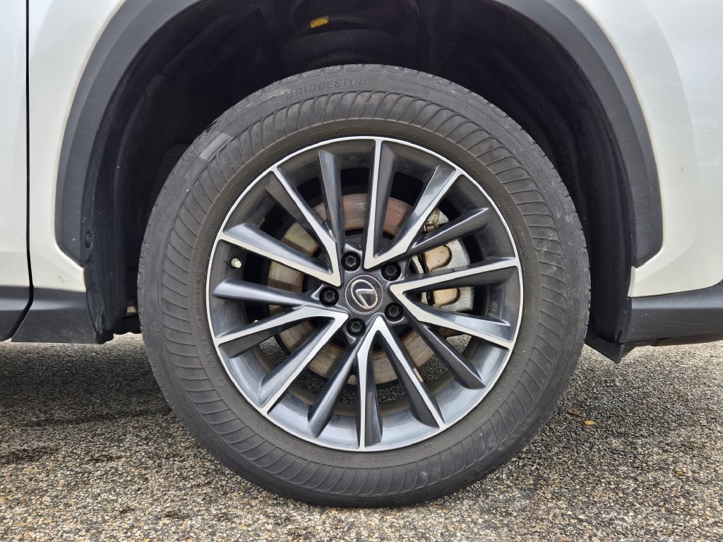 Used 2022 Lexus NX 350h AWD w/ Towing Package (2000 Lbs) image 10