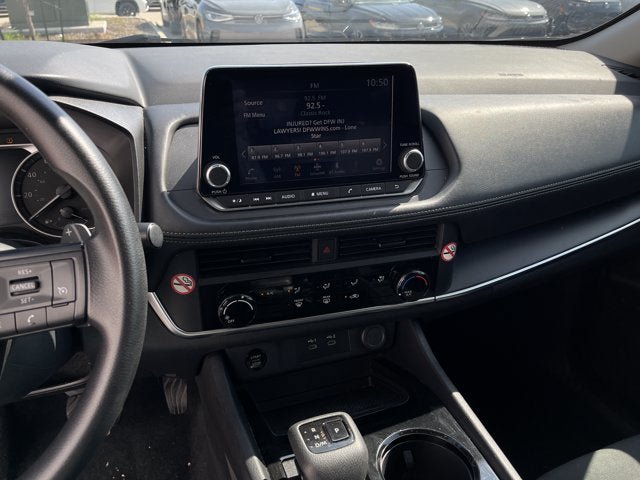 Used 2024 Nissan Rogue S FWD image 15