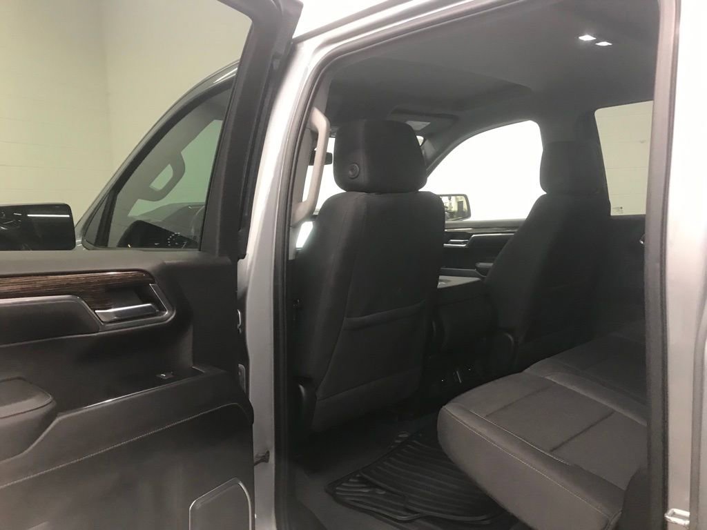 Used 2023 GMC Sierra 1500 Elevation image 25