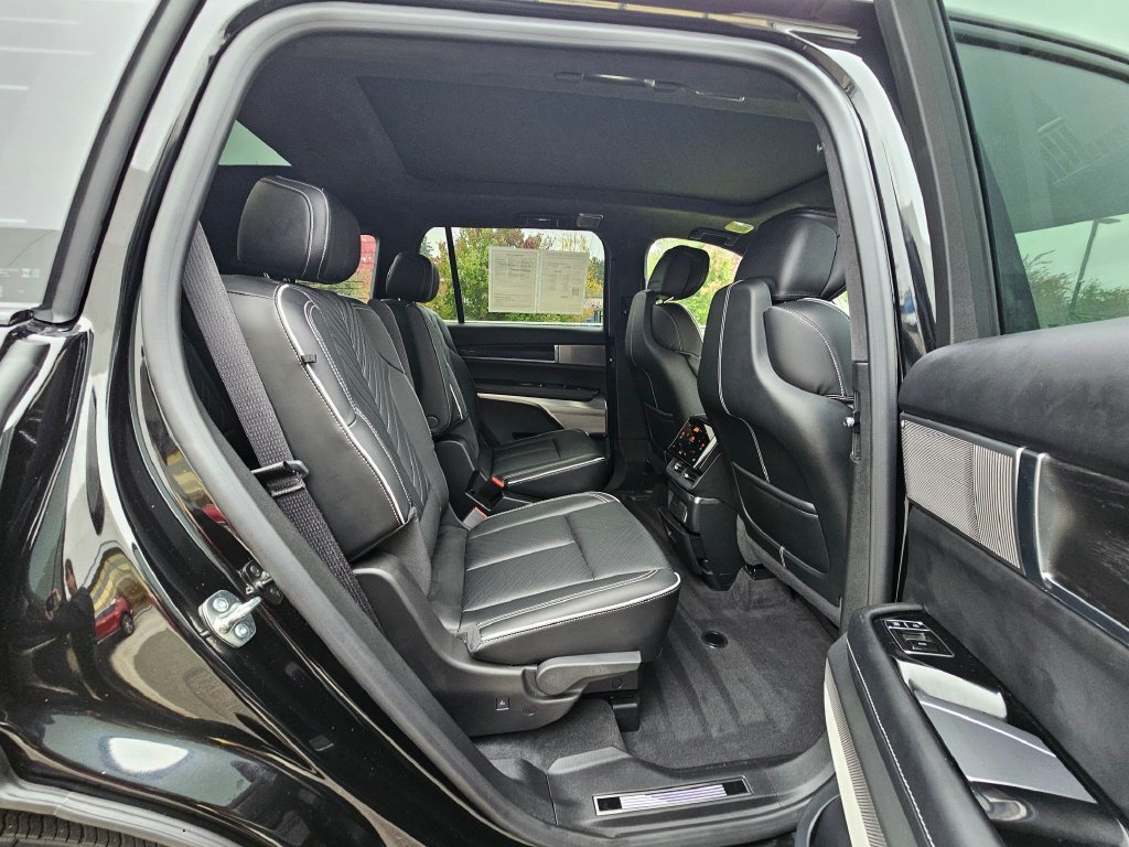 Certified 2026 Cadillac Vistiq Sport w/ LPO, Floor Liner Package AWD/4WD image 11