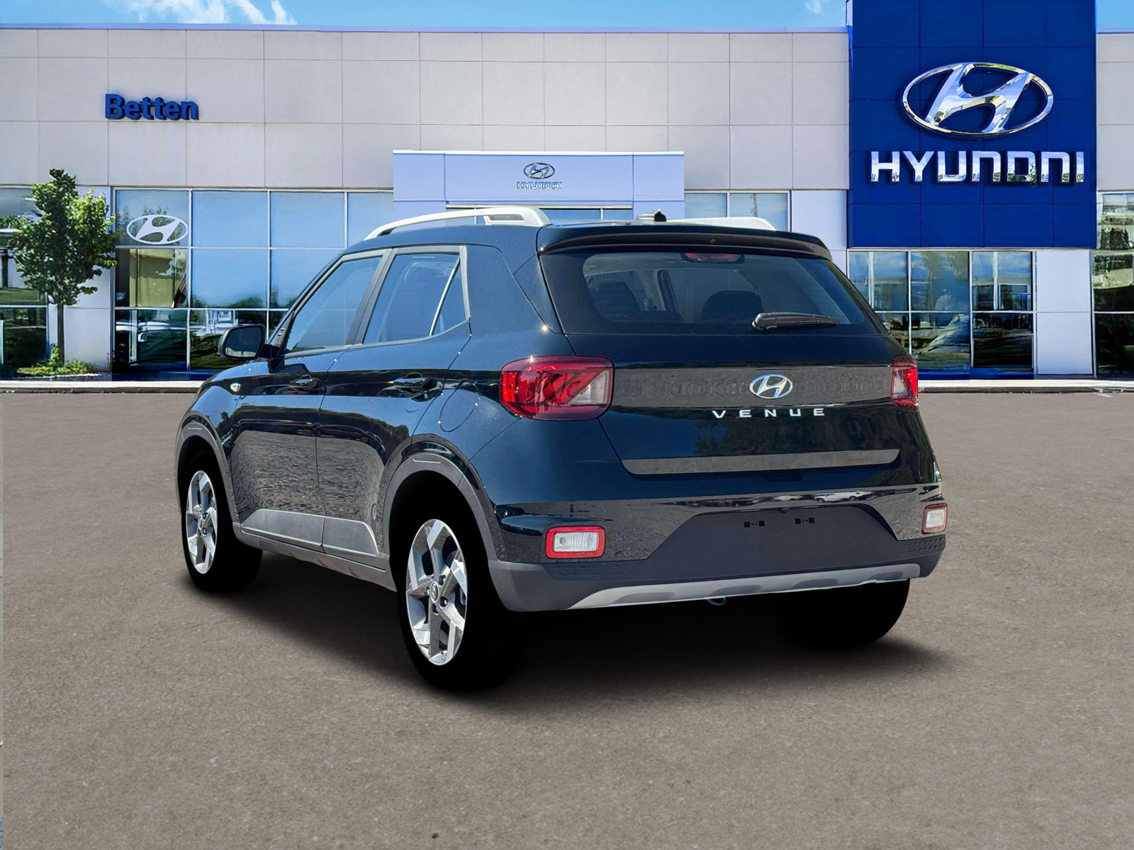 New 2026 Hyundai Venue SEL FWD image 5