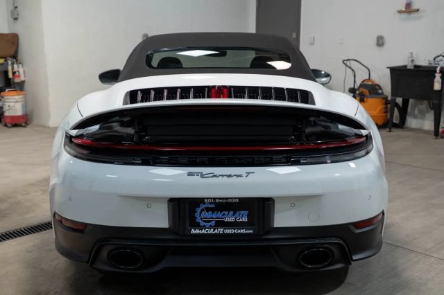 Used 2025 Porsche 911 Carrera T RWD image 4
