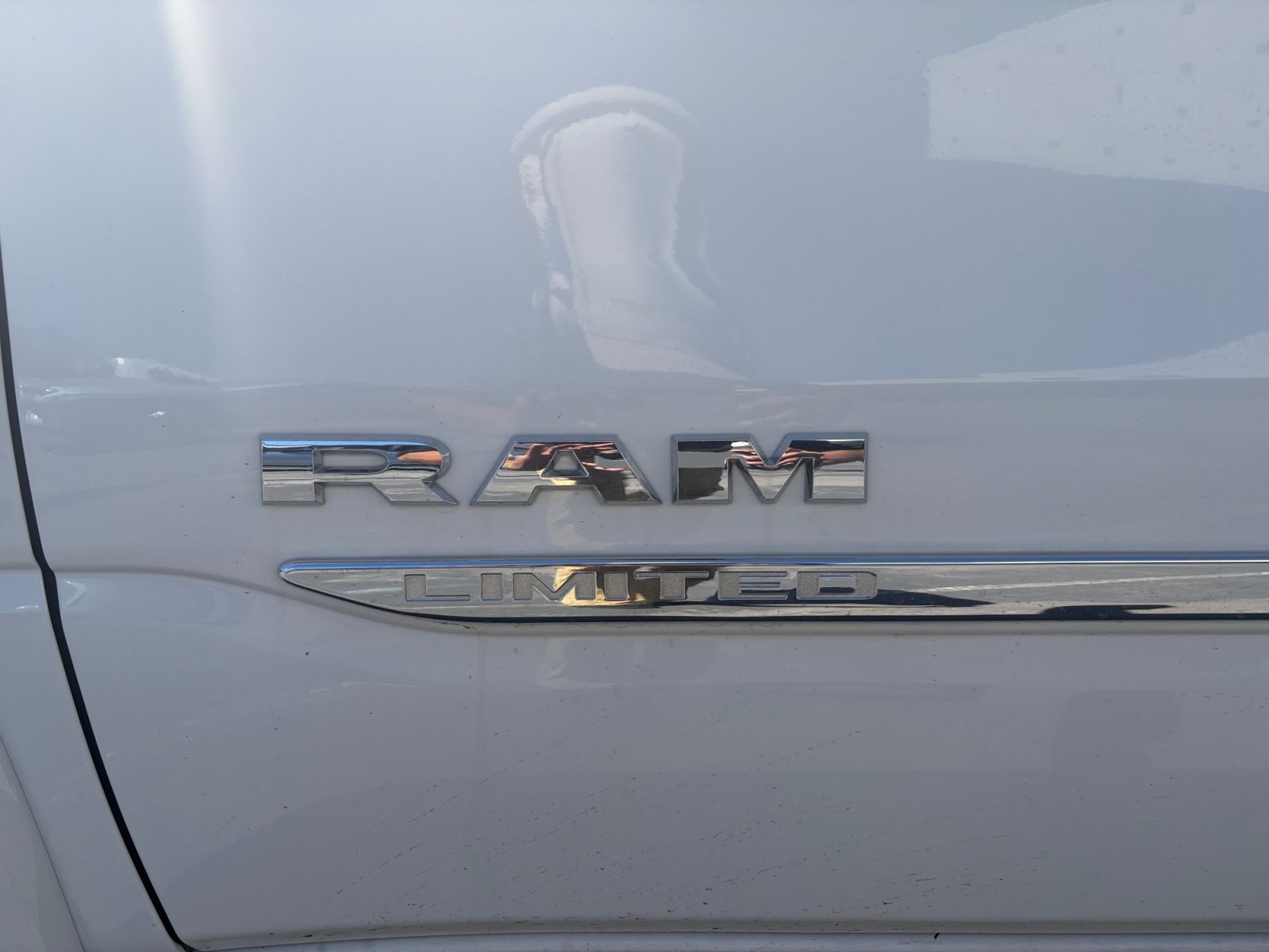 Used 2020 RAM 1500 Limited AWD/4WD image 11