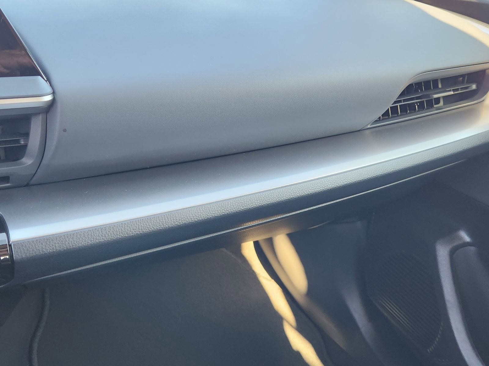 Used 2024 Toyota Prius LE image 23