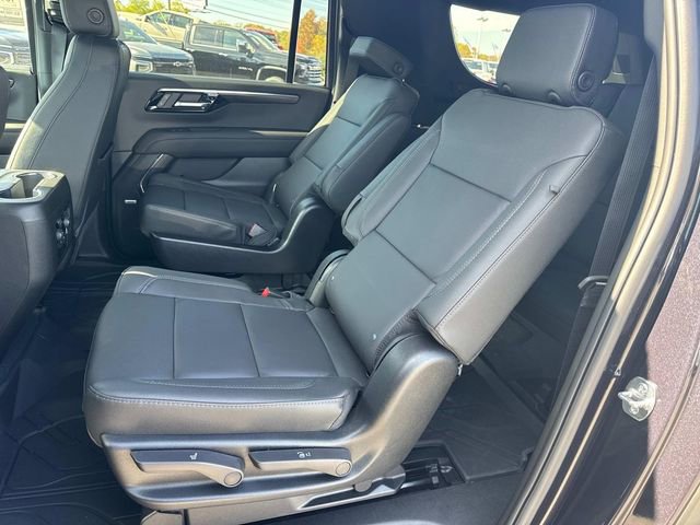 New 2026 Chevrolet Suburban LT w/ Comfort Package image 16