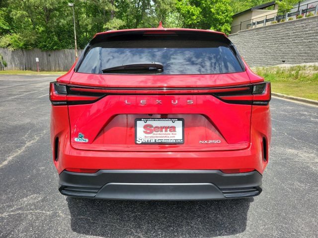 Used 2024 Lexus NX 250 FWD w/ Towing Package (2000 Lbs) image 4