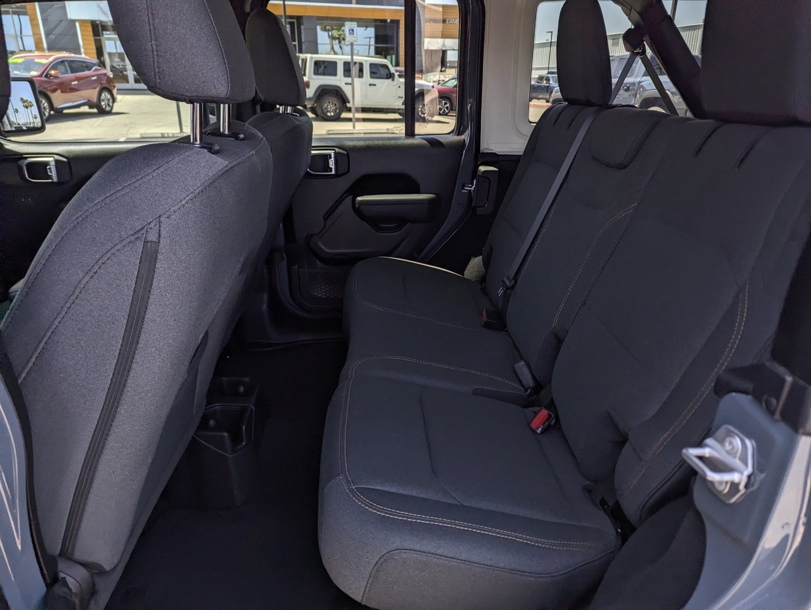 Used 2026 Jeep Wrangler Unlimited Sport AWD/4WD image 8