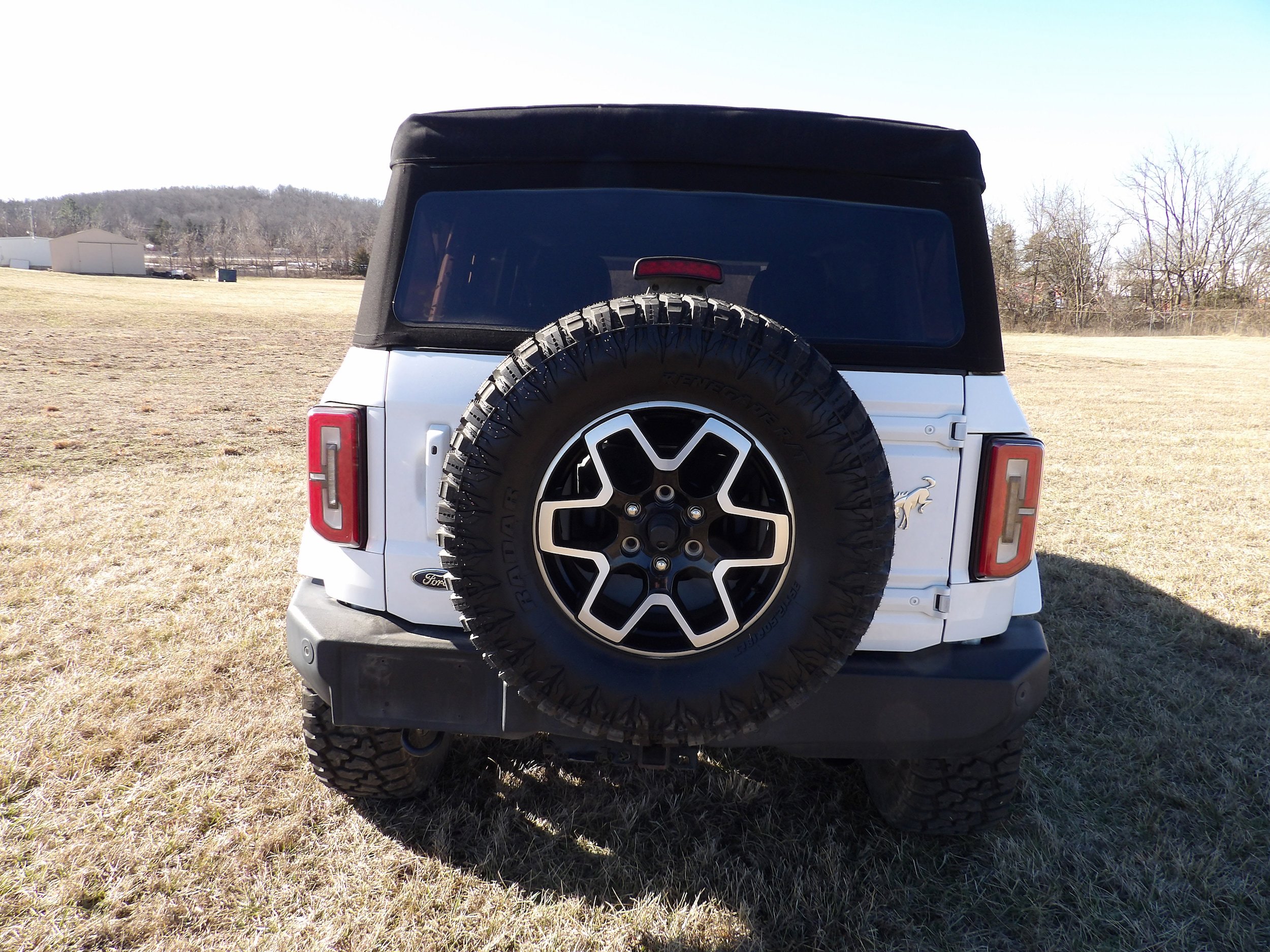 Used 2022 Ford Bronco Outer Banks image 9