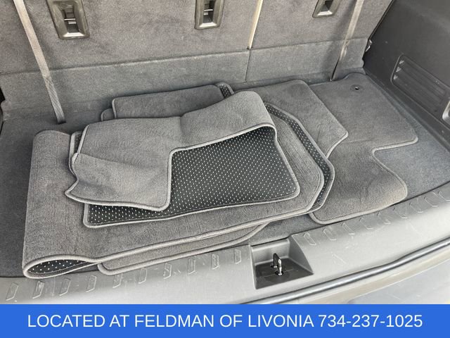 Used 2023 Chevrolet Traverse LS image 33