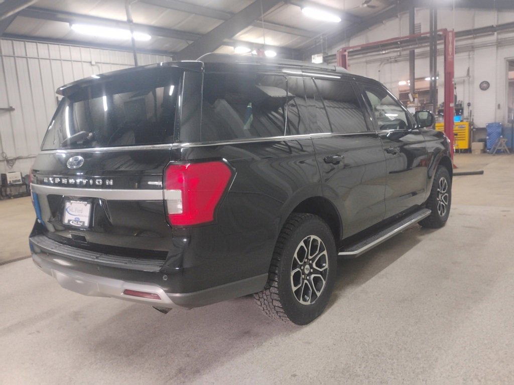 Certified 2023 Ford Expedition XLT image 23