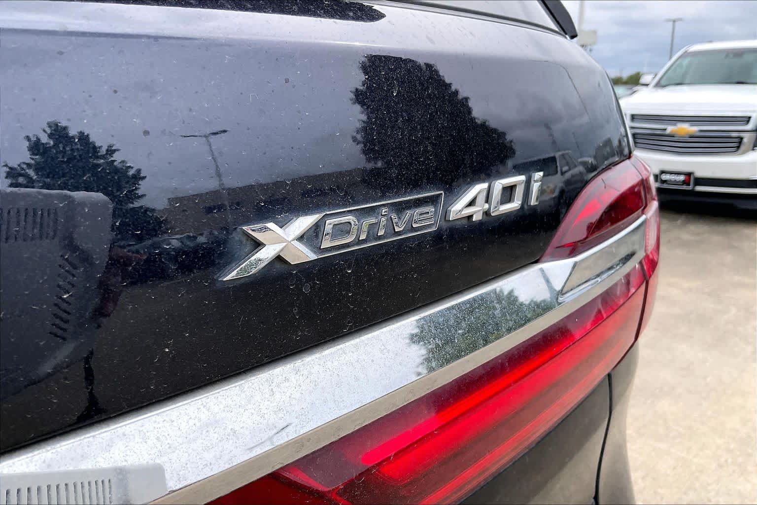 Used 2022 BMW X7 xDrive40i w/ M Sport Package AWD/4WD image 8