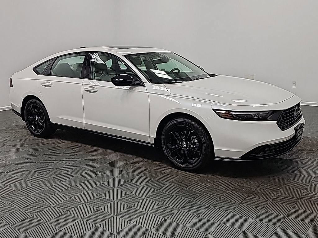 New 2025 Honda Accord SE image 2