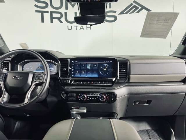 Used 2023 Chevrolet Silverado 1500 ZR2 w/ Technology Package image 36