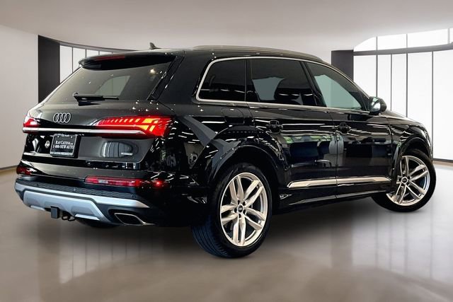 Used 2025 Audi Q7 3.0T Premium Plus w/ Premium Plus Package AWD/4WD image 5