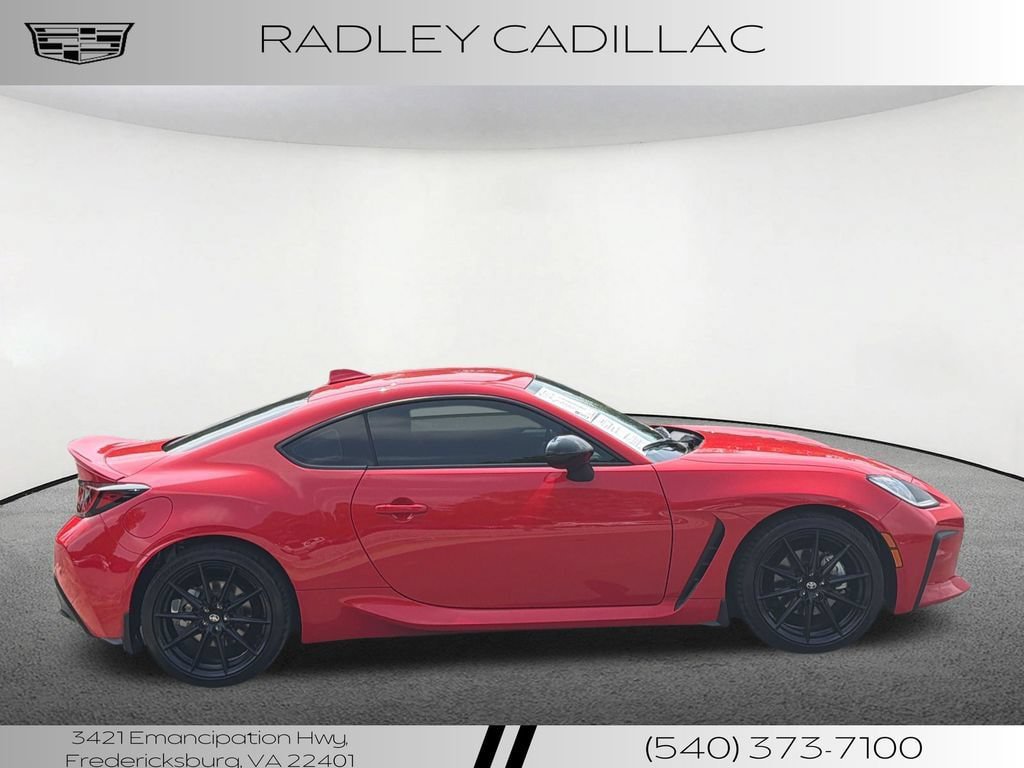 Used 2024 Toyota GR86 Premium RWD image 19