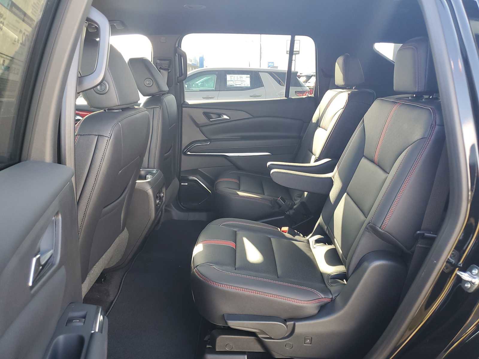 New 2026 Chevrolet Traverse RS image 14