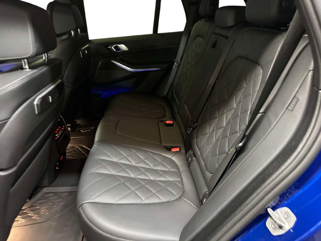 Used 2025 BMW X5 M60i w/ Climate Comfort Package AWD/4WD image 15