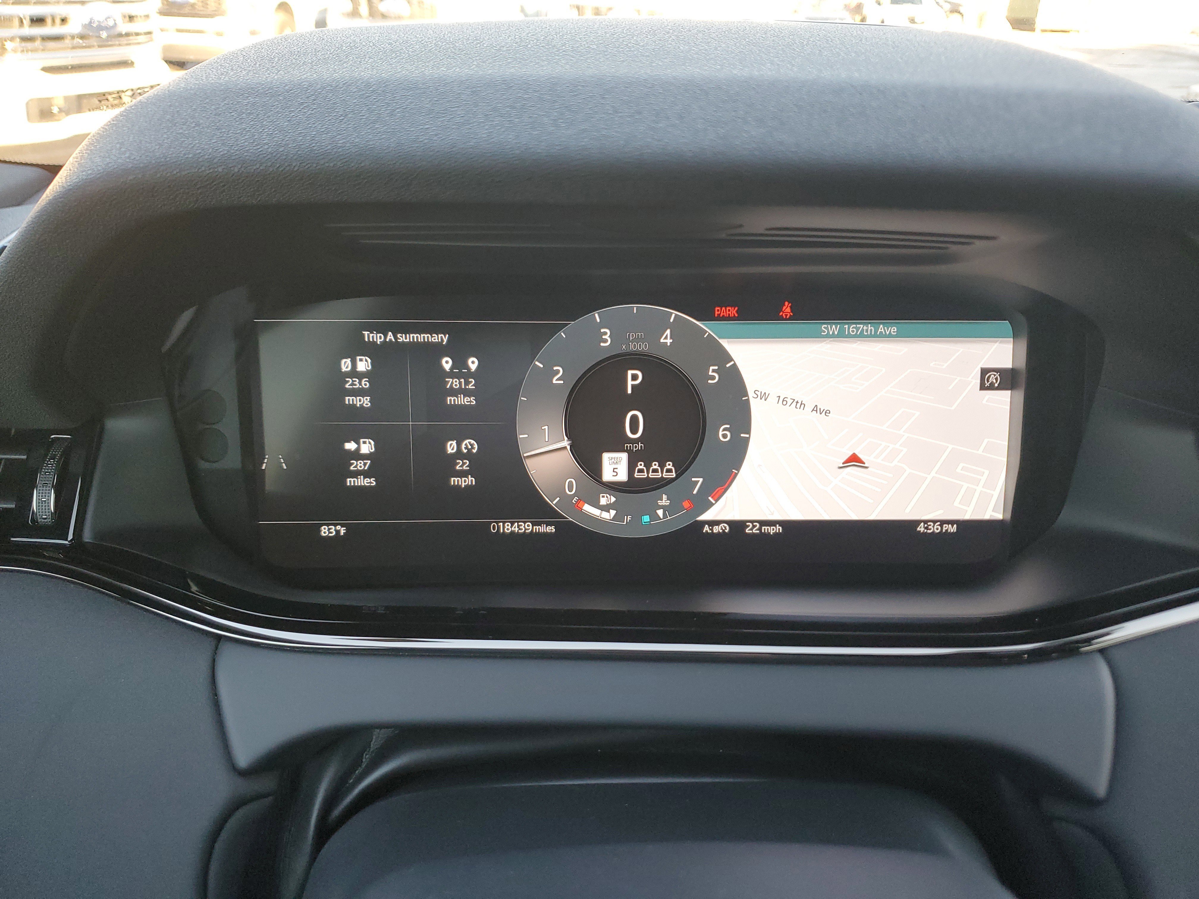 Used 2024 Land Rover Range Rover Evoque Dynamic SE image 31