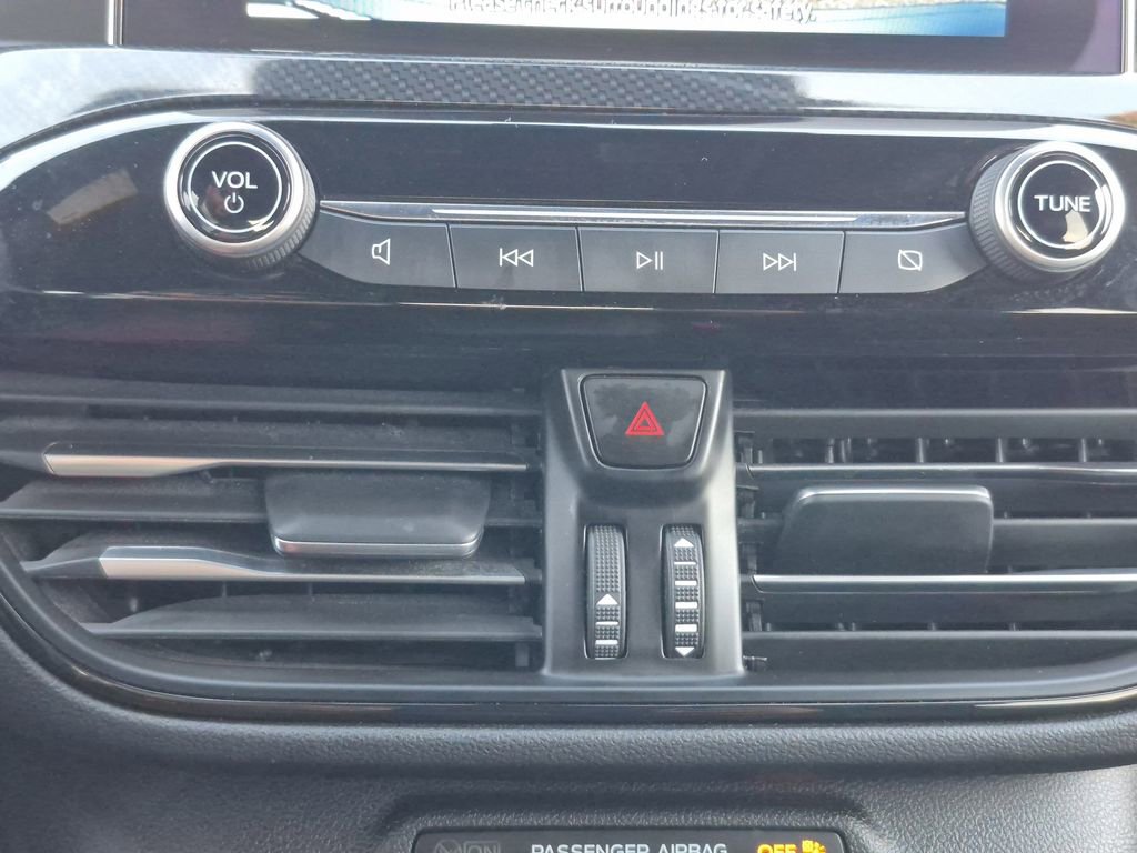 Used 2024 Ford Escape ST-Line image 24