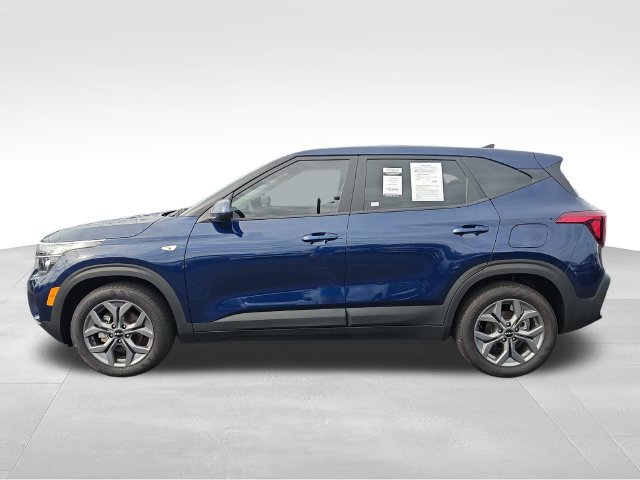 Used 2026 Kia Seltos LX FWD image 2
