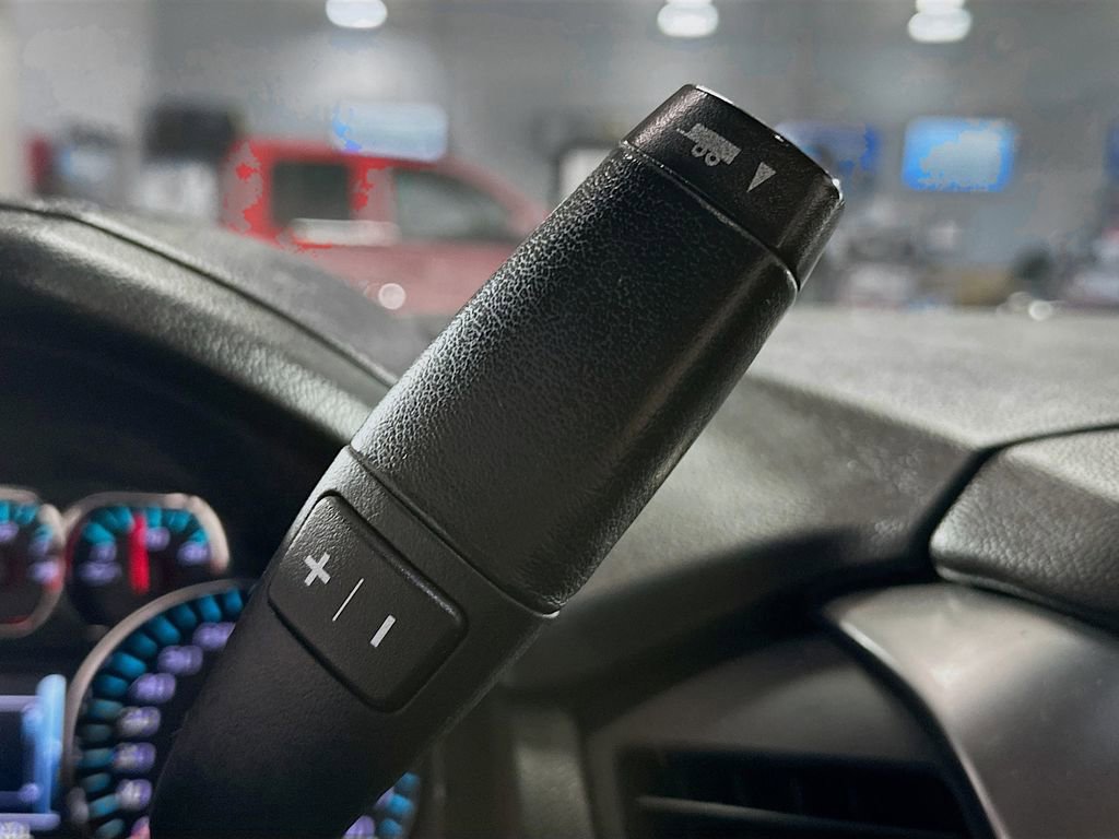 Used 2020 Chevrolet Tahoe Premier RWD image 18