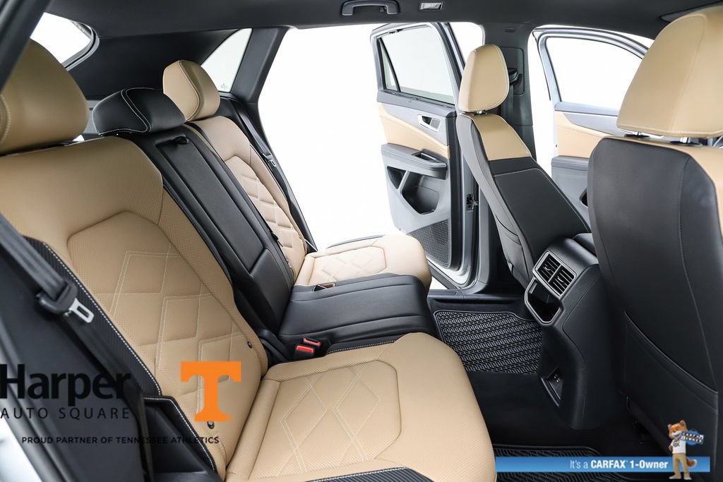Used 2025 Volkswagen Atlas Cross Sport SE w/ Panoramic Sunroof Package AWD/4WD image 38