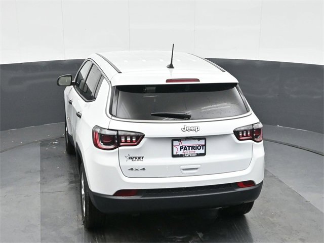 Used 2025 Jeep Compass Sport image 25