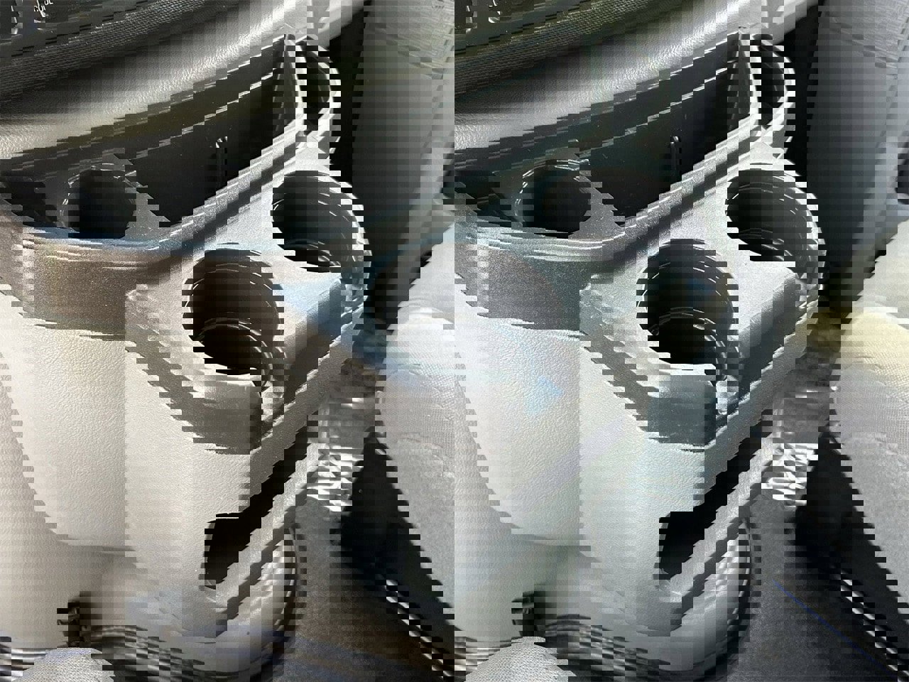 Used 2014 Ford E-250 and Econoline 250 image 23