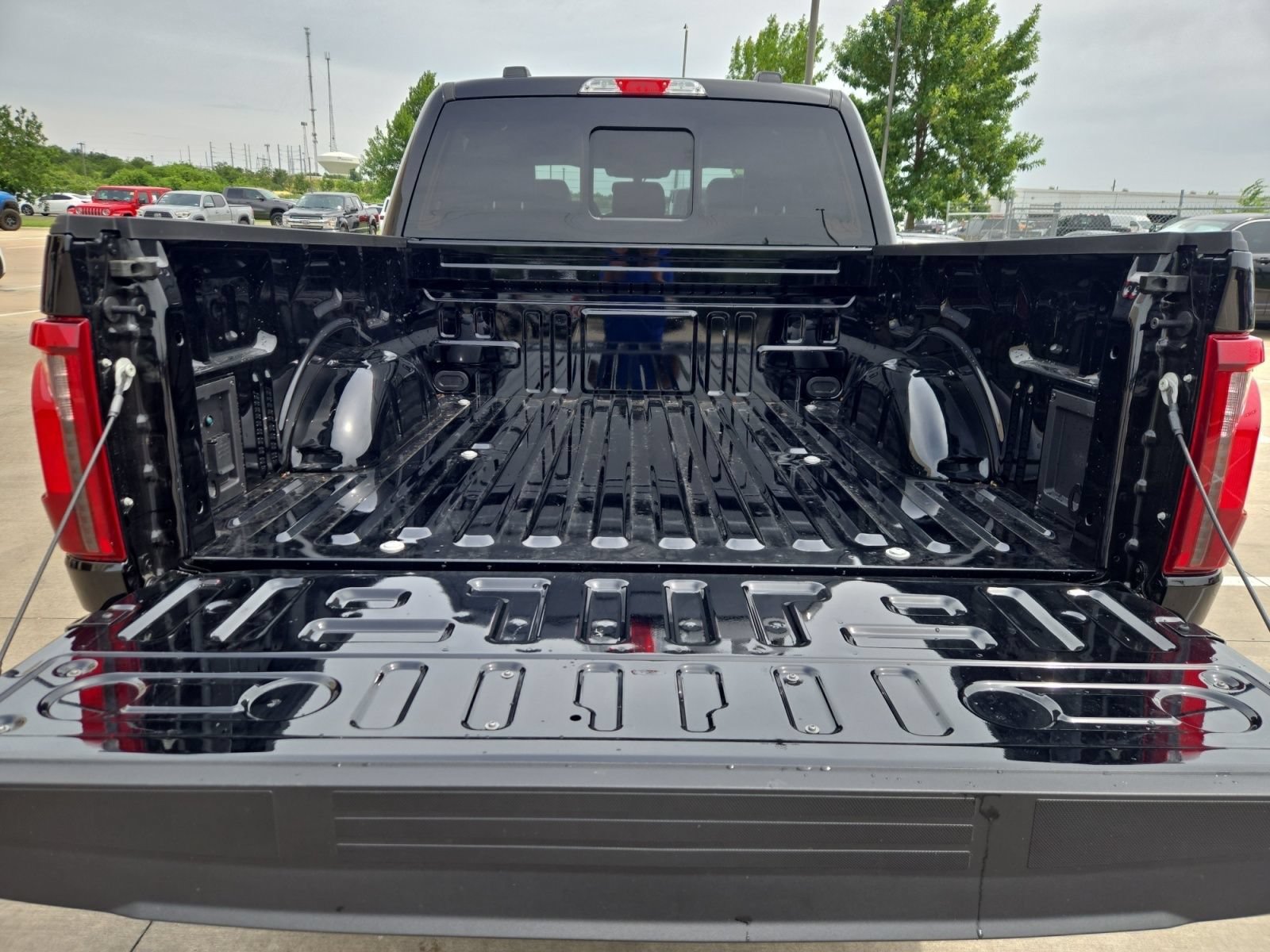 Used 2026 Ford F150 Tremor w/ Equipment Group 402B AWD/4WD image 25