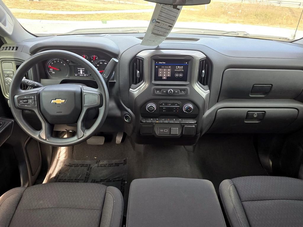 Used 2023 Chevrolet Silverado 1500 Custom image 13