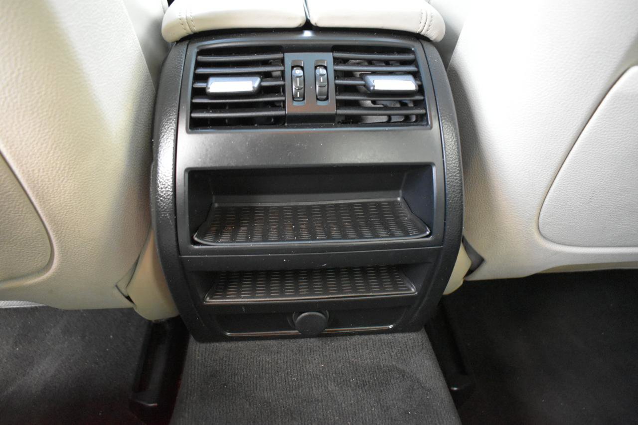 Used 2015 BMW 550i Sedan RWD image 41