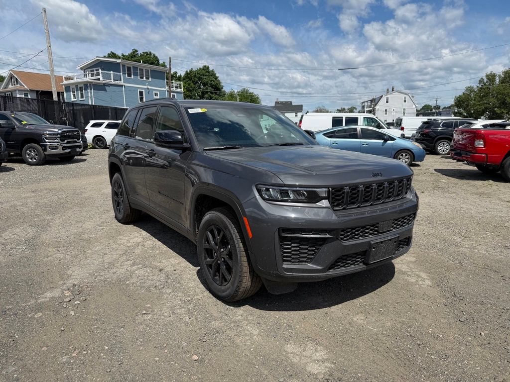 New 2026 Jeep Grand Cherokee Altitude AWD/4WD image 7