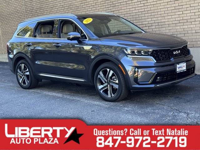 Used 2023 Kia Sorento SX Prestige w/ Panoramic Sunroof Package