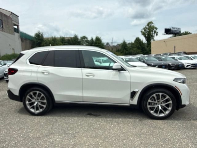 Used 2024 BMW X5 xDrive40i AWD/4WD image 18