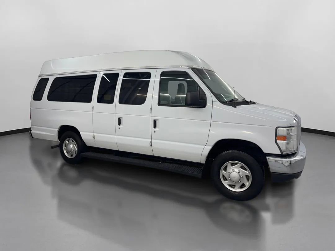Used 2013 Ford E-250 and Econoline 250 Extended w/ PWR Group RWD image 11